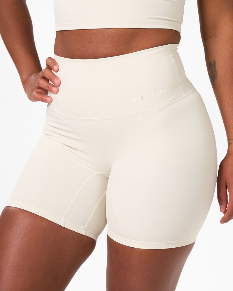 Isabel Shorts Off White