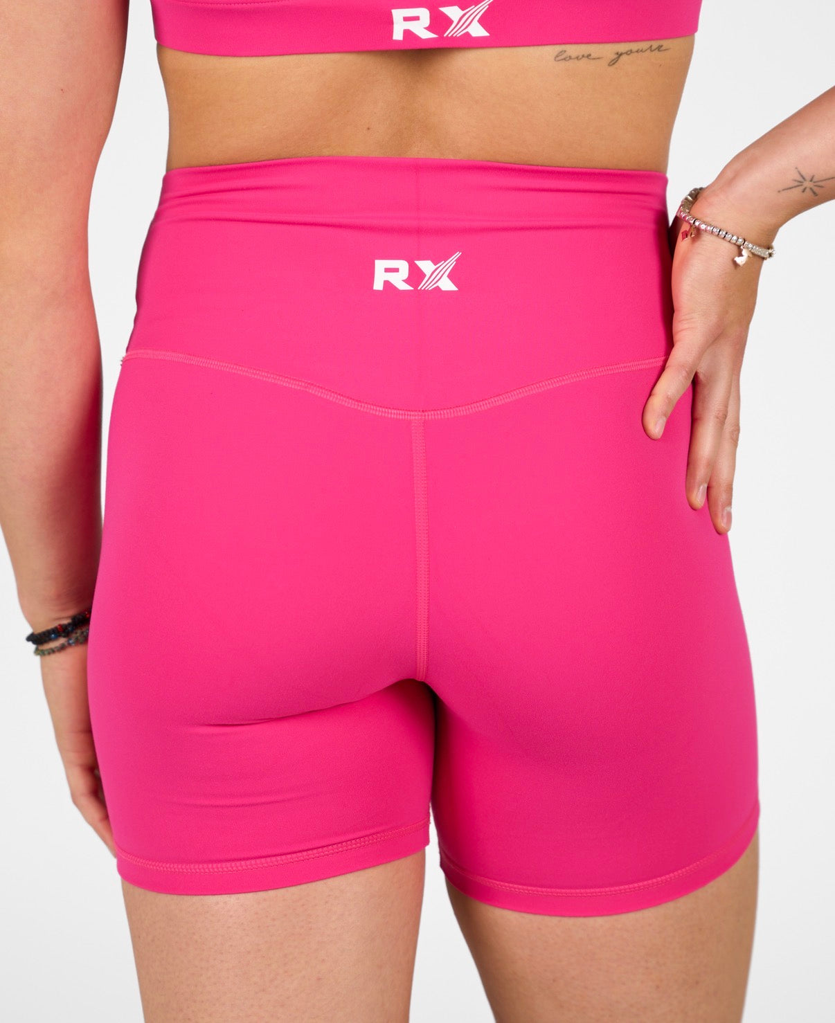Isabel Shorts Pink Velvet-4