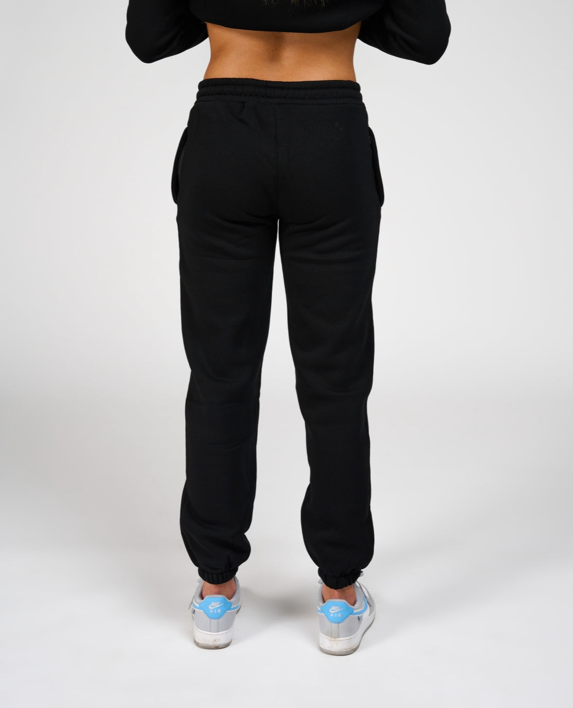 Sunday Joggers Black-4