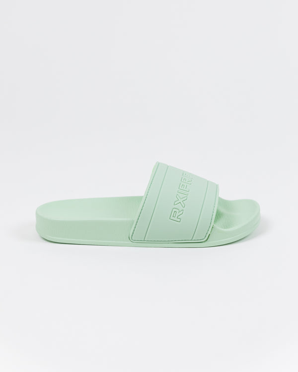 Essential Slippers Light Green