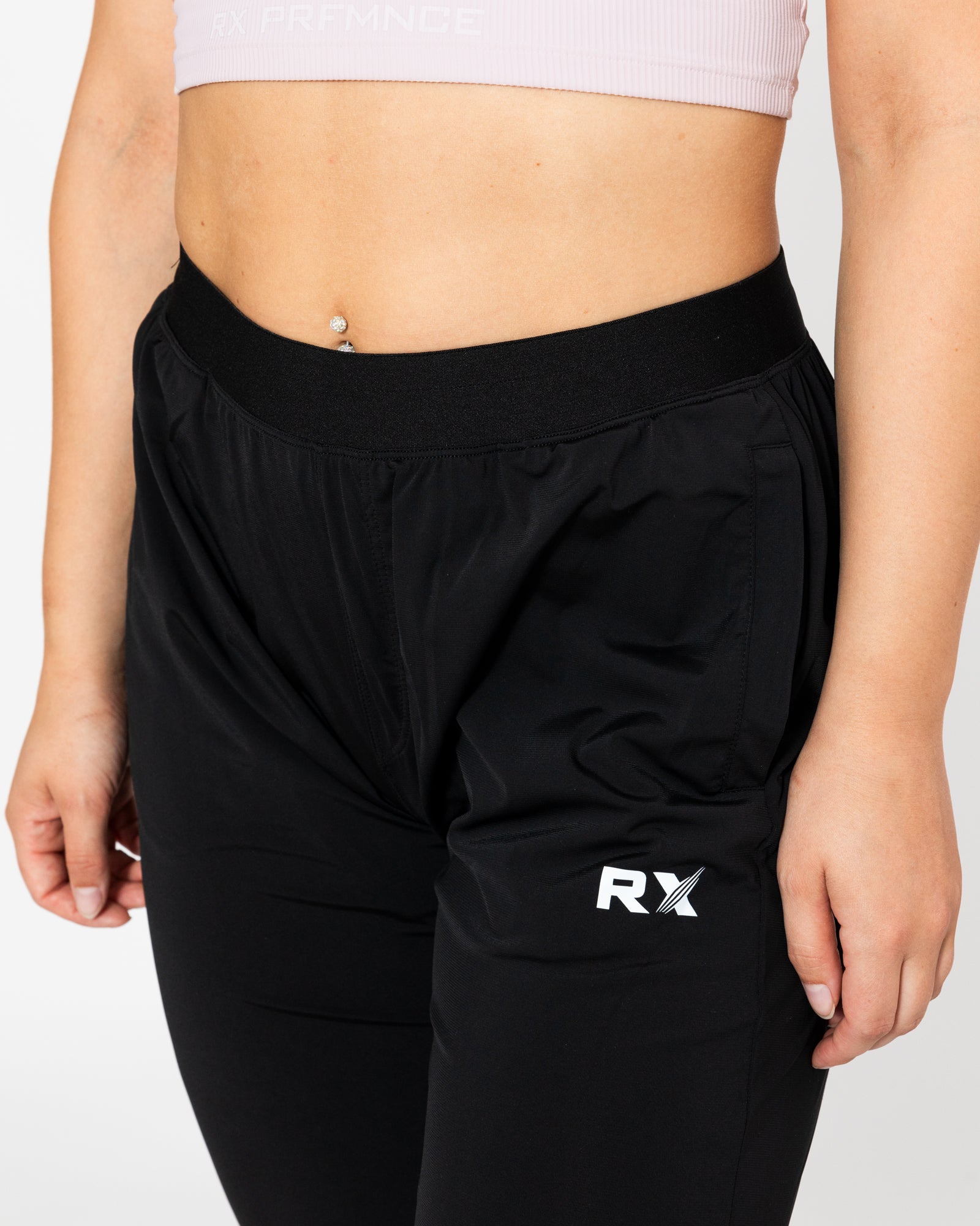 Performance Tech Pants Black-4